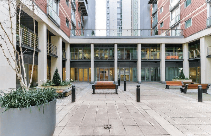 LONDON, SE1 (Office)