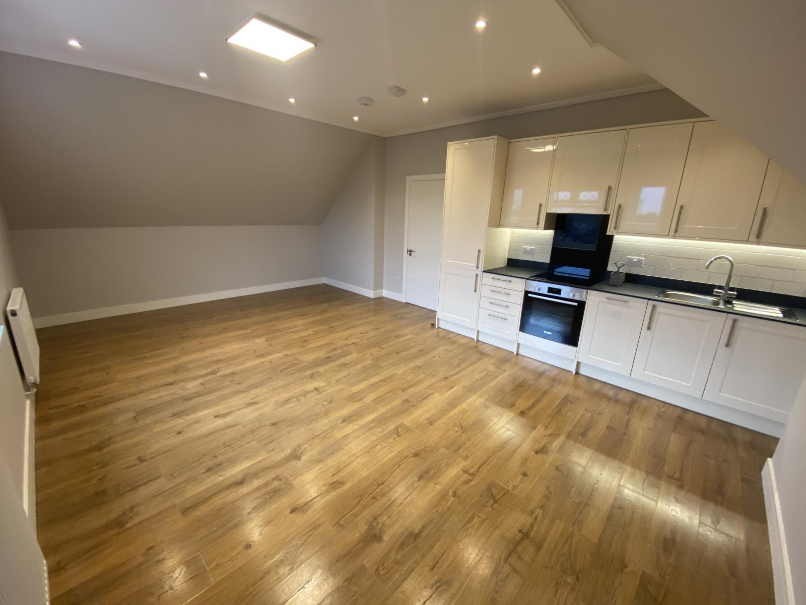 Ealing, W3 (Flat)