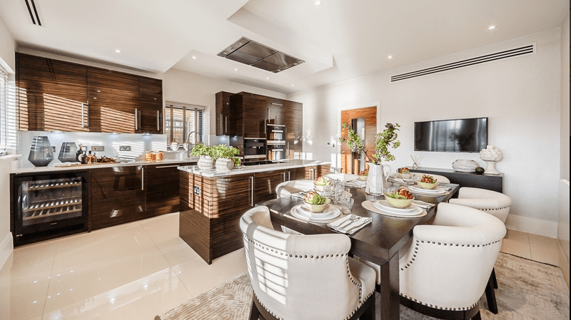 Fulham, W6 (Town House)