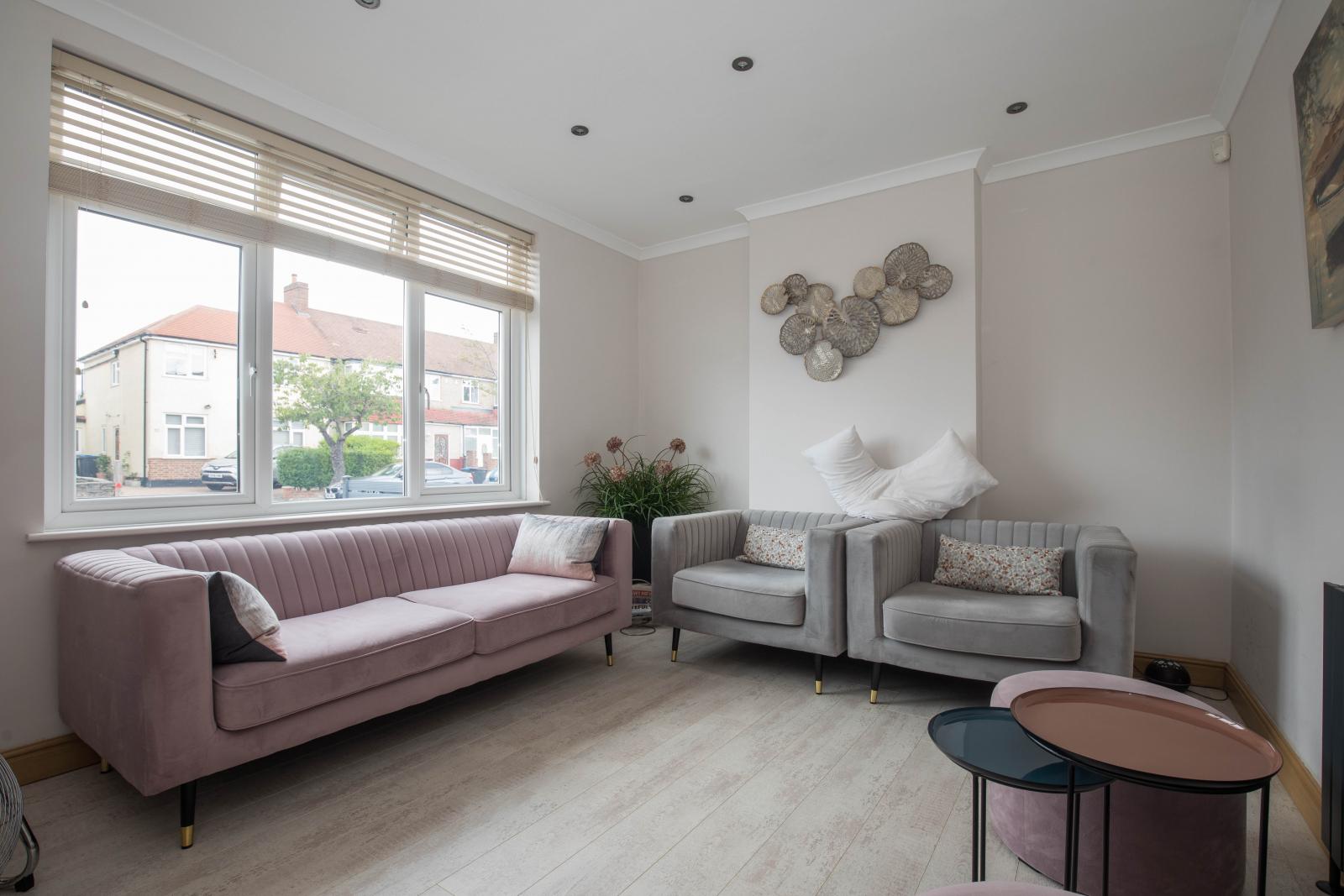 New Malden, KT3 (Semi-Detached)